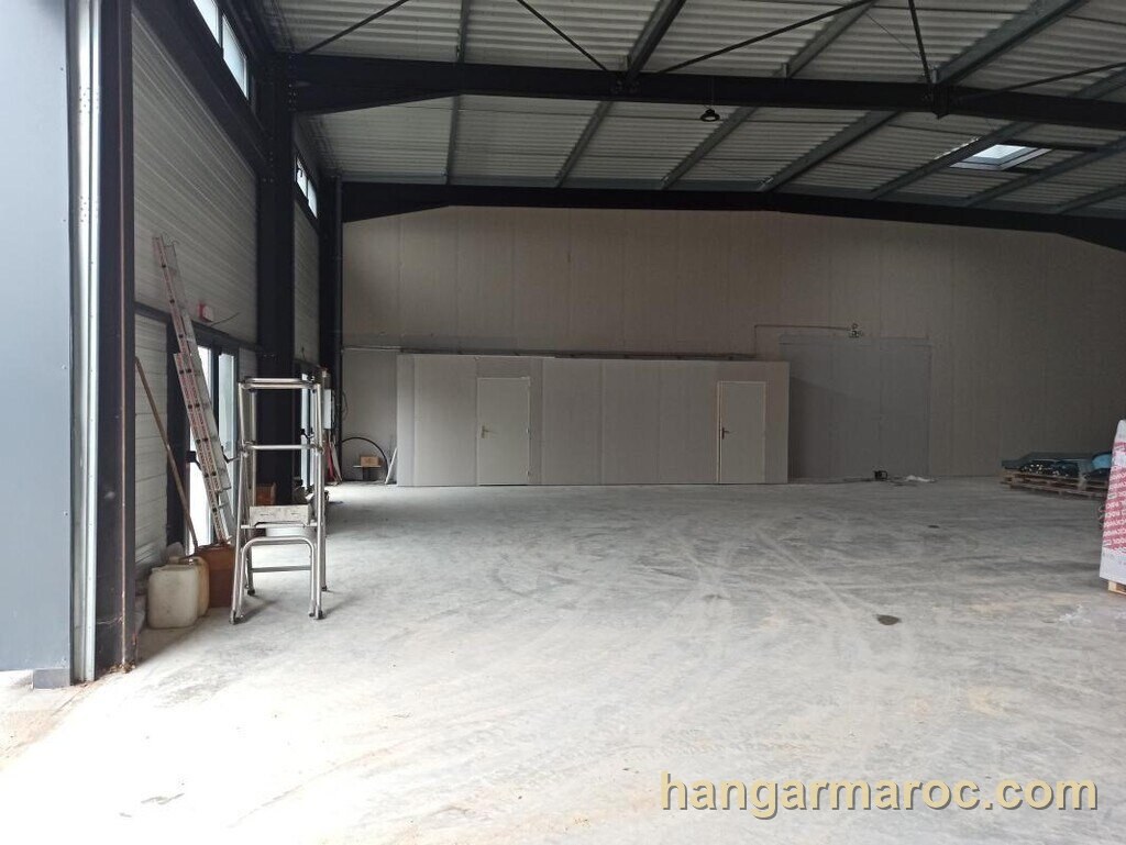 Entrepôt 900 m² – Zone industrielle Bouskoura — Bouskoura (Casablanca)
