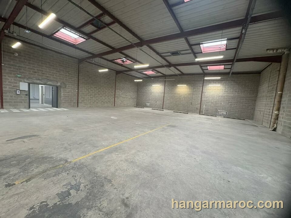 Bâtiment stockage + bureaux 7500 m² – Z.I. Bouskoura — Bouskoura (Casablanca)
